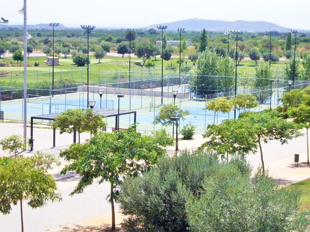Espectacular Chalet Adosado Para Vacaciones En Panoramica Golf Sant Jordi מראה חיצוני תמונה